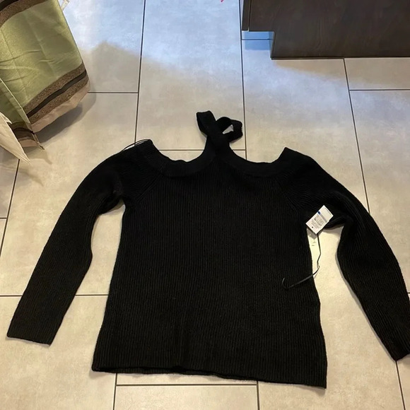 Sweaters - Nwt I.State woman’s off the shoulder black sweater
